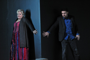 Frau_ohne_Schatten_12_FOTO_Hans_Joerg_Michel.jpg